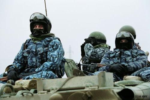 En Russie, il y a différents types de troupes